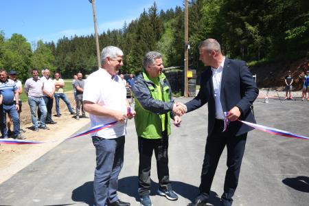 OTVORITEV DOVOZNE CESTE DO BIATLONSKEGA CENTRA 24 FOTO LJUBO VUKELIČ